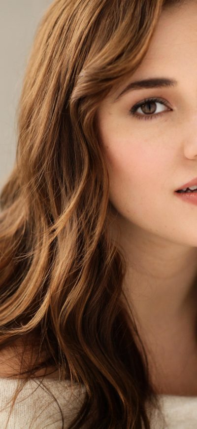 Fond d'écran Andrea Bowen sur iPhone