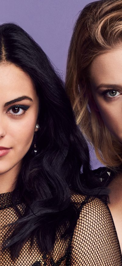 Fond d'écran iPhone Lili Reinhart And Camila Mendes Cosmopolitan 2018