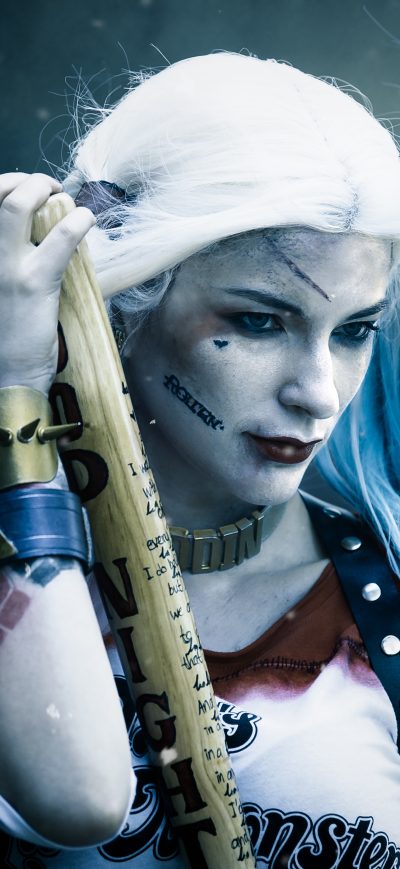 Fond d'écran Frosty Harley Quinn 5k sur iPhone