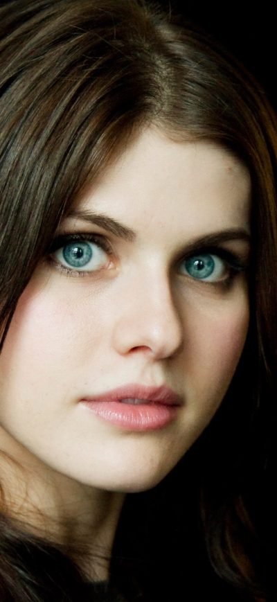 Fond d'écran iPhone Alexandra Daddario 2015