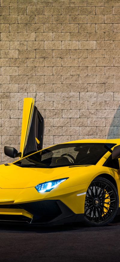 Fond d'écran iPhone Yellow Lamborghini Aventador 2019