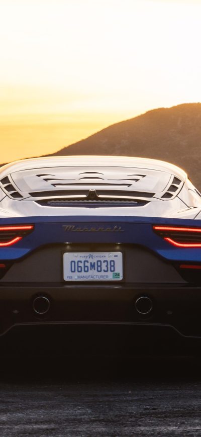 Fond d'écran iPhone 2022 Maserati MC20 Coupe Rear 5k