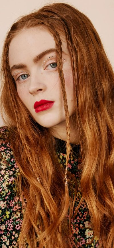 Fond d'écran iPhone Sadie Sink Glamour Uk