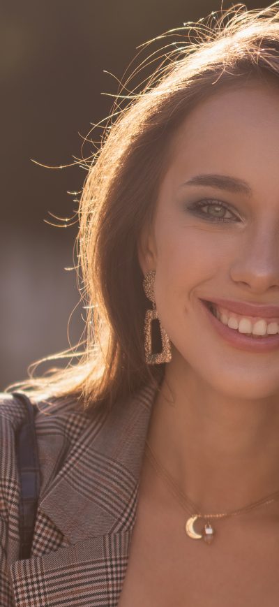 Fond d'écran iPhone Preety Girl Smiling 4k