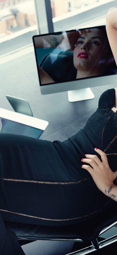 Fond d'écran iPhone Demi Lovato Allure 2017
