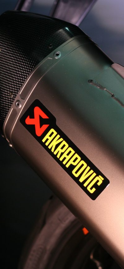 Fond d'écran iPhone Akrapovic Exhaust