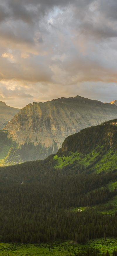 Fond d'écran iPhone Stormy Sunrise At Glacier National Park 8k
