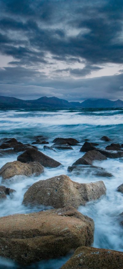Fond d'écran iPhone Storm Sea Rocks Long Exposure