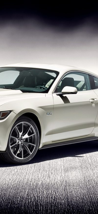 Fond d'écran Ford Mustang GT 50 Years Edition sur iPhone