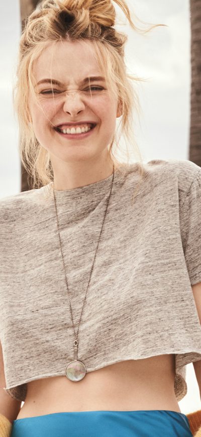 Fond d'écran iPhone Dakota Fanning Shape Magainze Hd