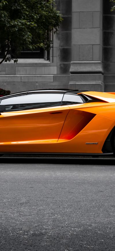Fond d'écran Orange Lambo Aventador 5k sur iPhone