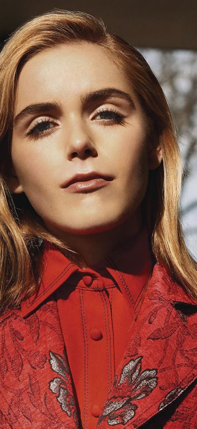 Fond d'écran iPhone Kiernan Shipka 2018 New
