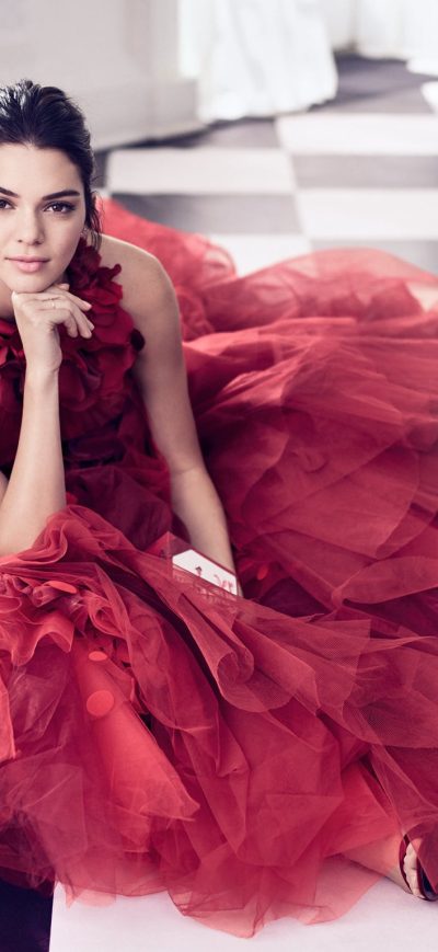 Fond d'écran iPhone Kendall Jenner In Nice Red Dress