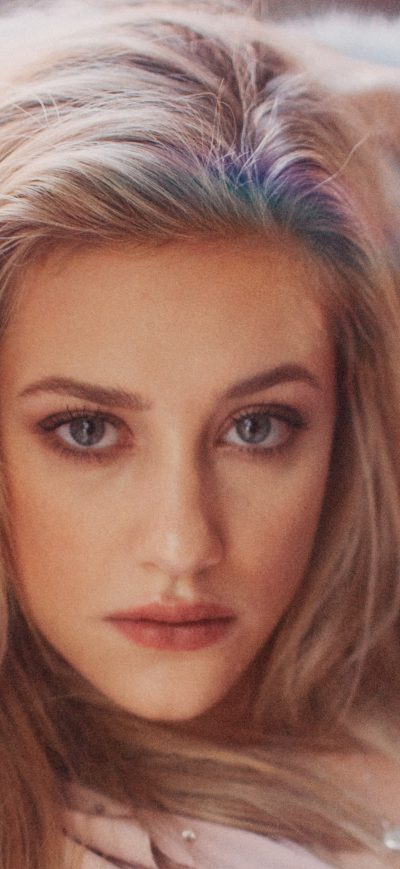 Fond d'écran 2017 Lili Reinhart 4k 5k sur iPhone