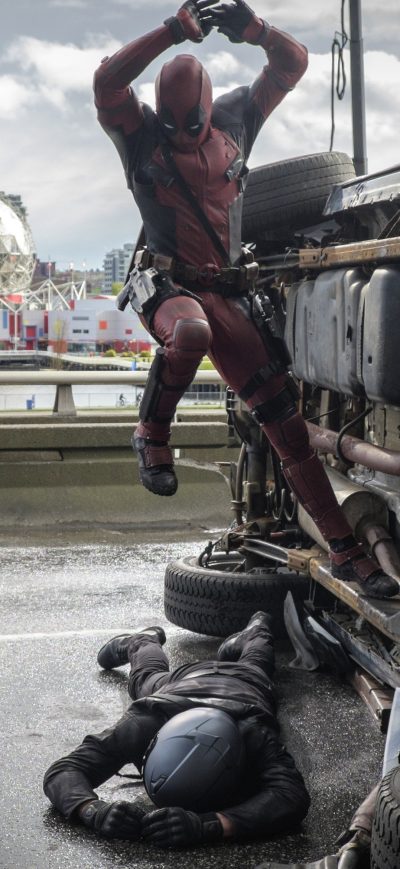 Fond d'écran iPhone Deadpool Fighting Scene