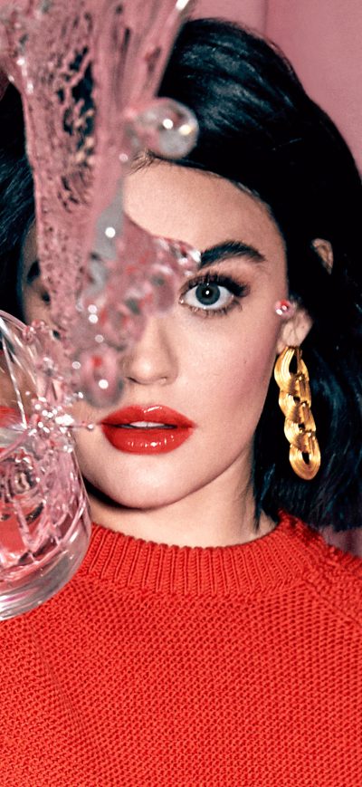 Fond d'écran iPhone Lucy Hale Cosmopolitan 2020