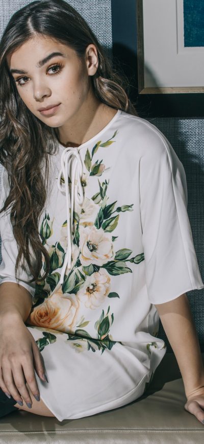 Fond d'écran iPhone Hailee Steinfeld 2017 5k