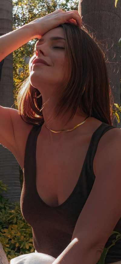 Fond d'écran iPhone Ashley Greene New Beauty Photoshoot