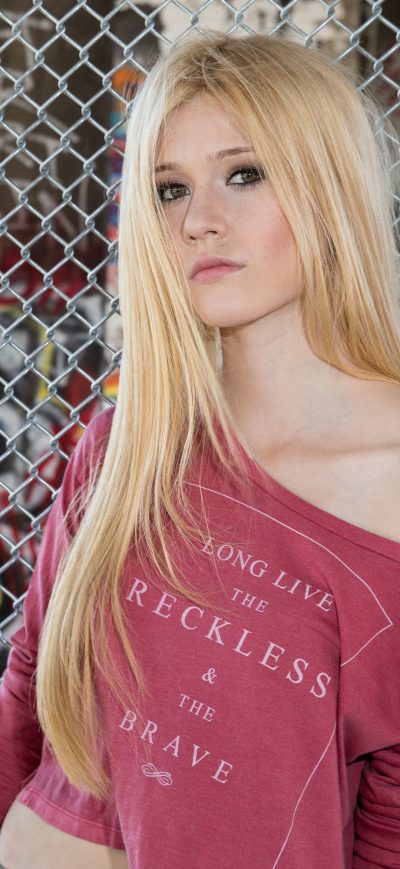 Fond d'écran iPhone Katherine Mcnamara 2016