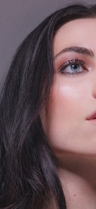 Fond d'écran Emily Weisband 4k sur iPhone