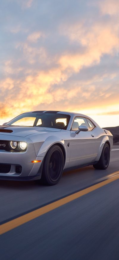 Fond d'écran iPhone Dodge Challenger Hellcat Srt 5k
