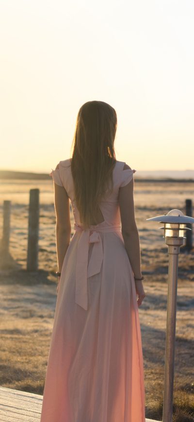 Fond d'écran iPhone Pink Dress Sunset Light 5k