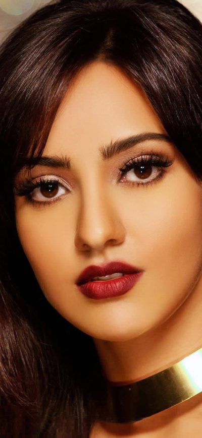 Fond d'écran iPhone Neha Sharma Indian Celebrity