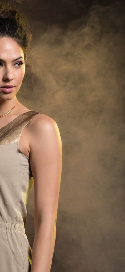 Fond d'écran iPhone Amazonian Girl Photoshoot