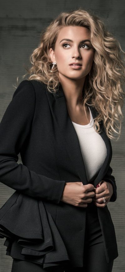 Fond d'écran Tori Kelly sur iPhone