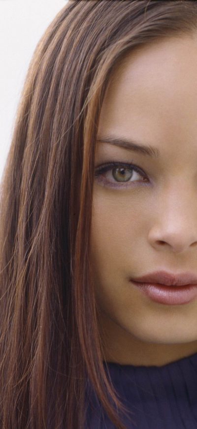 Fond d'écran iPhone Kristin Kreuk 2017