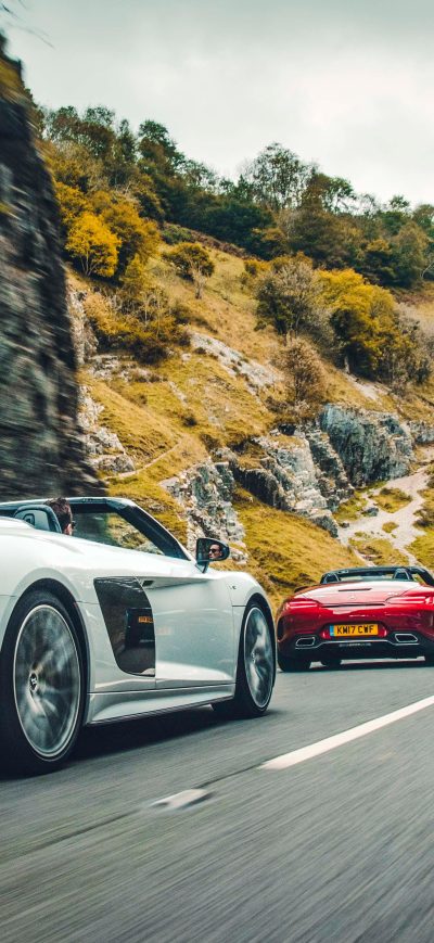 Fond d'écran iPhone McLaren 570S Spider Audi R8 V10 Plus Spyder Mercedes AMG GT C Roadster