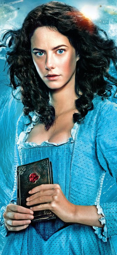 Fond d'écran iPhone Carina Smyth In Pirates Of The Caribbean Dead Men Tell No Tales 4k