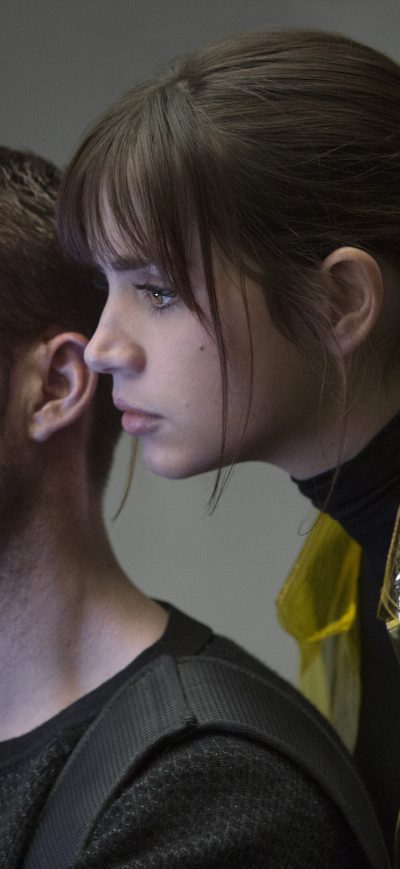 Fond d'écran iPhone Blade Runner 2049 Ryan Gosling And Ana De Armas 5k