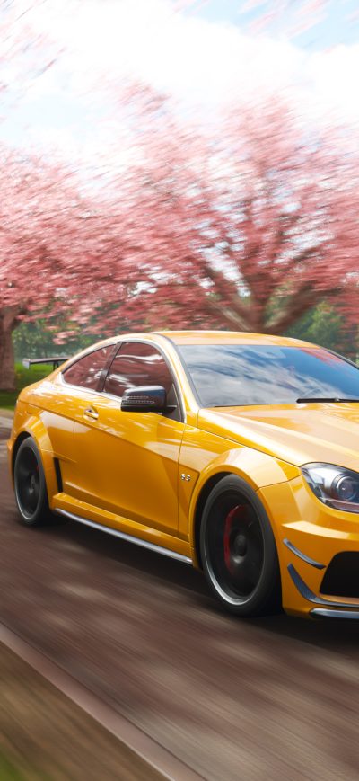 Fond d'écran iPhone Mercedes Benz C63 AMG Coupe Forza Horizon 4 4k
