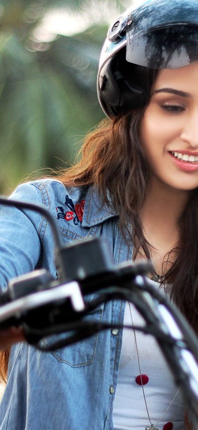 Fond d'écran iPhone Shraddha Kapoor Very Cute