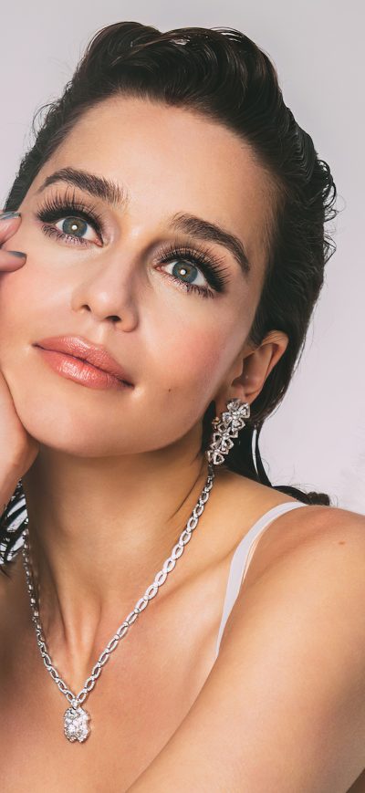 Fond d'écran iPhone Emilia Clarke Wonderland Magazine 2020 4k