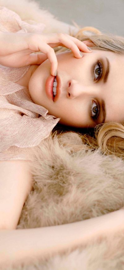 Fond d'écran iPhone Emma Roberts HD