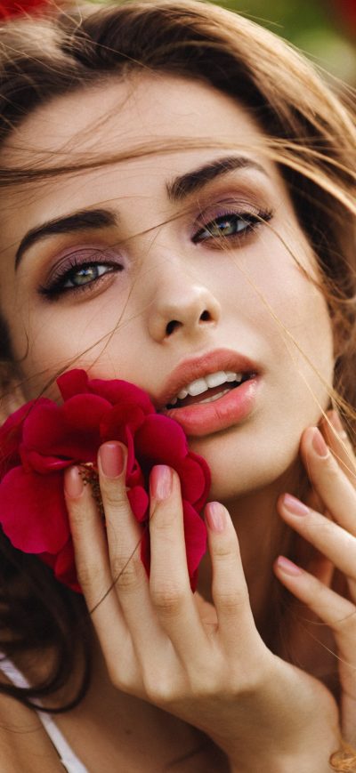 Fond d'écran iPhone Green Eyes Girl Flowers Outdoors