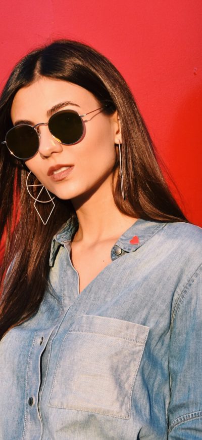 Fond d'écran iPhone Victoria Justice Selfie Snaps 2017