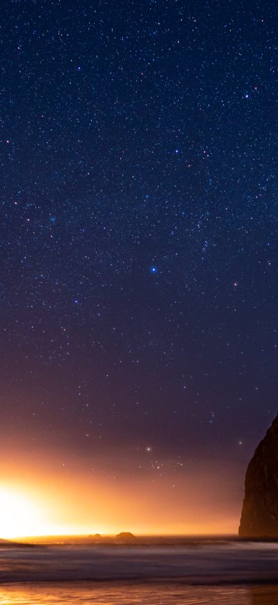 Fond d'écran iPhone Beautiful Night In Cannon Beach At Haystack Rocks 5k