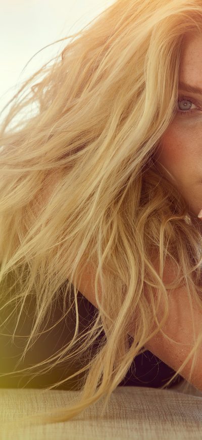 Fond d'écran iPhone Elsa Hosk 2020
