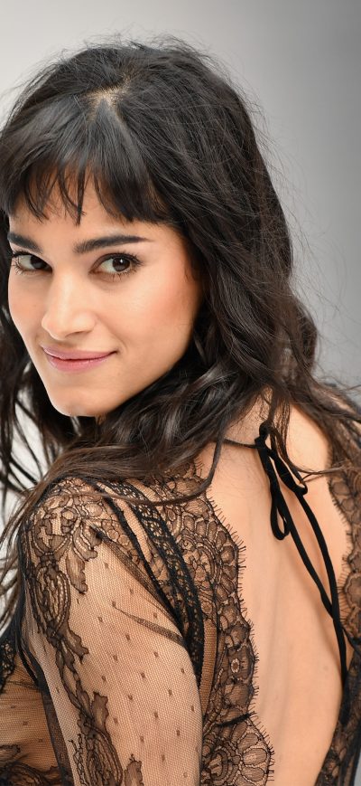 Fond d'écran iPhone Sofia Boutella