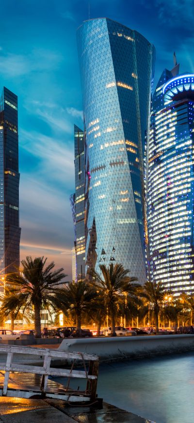 Fond d'écran iPhone Evening Houses Skyscrapers Qatar 5k