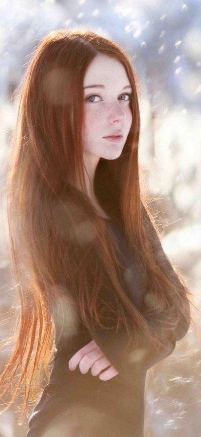 Fond d'écran iPhone Red Head Long Hair Girl