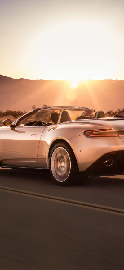 Fond d'écran iPhone 2018 Aston Martin Db11 Volante Rear