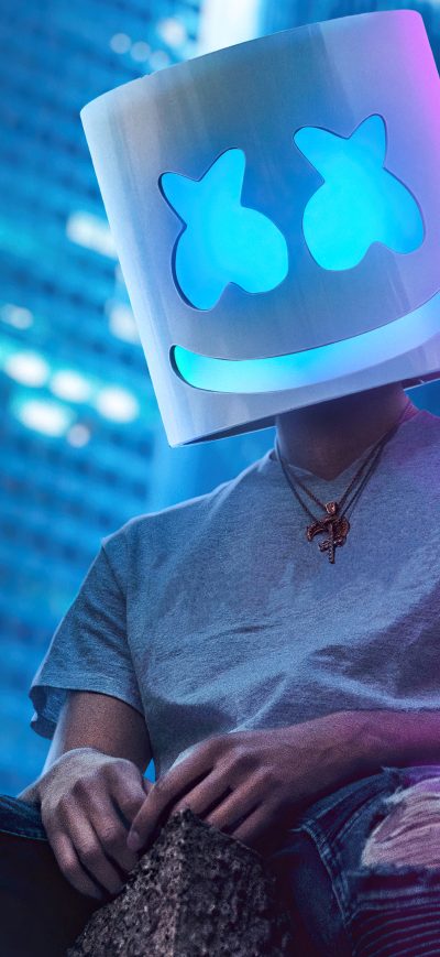 Fond d'écran iPhone Marshmello Sitting On Roof Top 4k
