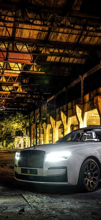 Fond d'écran iPhone 2022 Rolls Royce Black Badge 5k