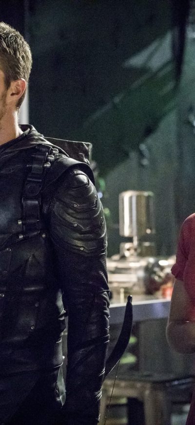 Fond d'écran iPhone Oliver Queen And Felicity Smoak In Season 6