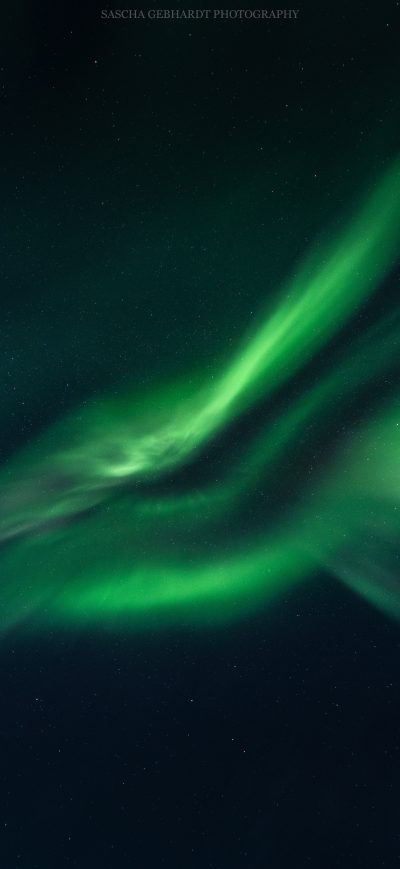 Fond d'écran iPhone Aurora Borealis 8k
