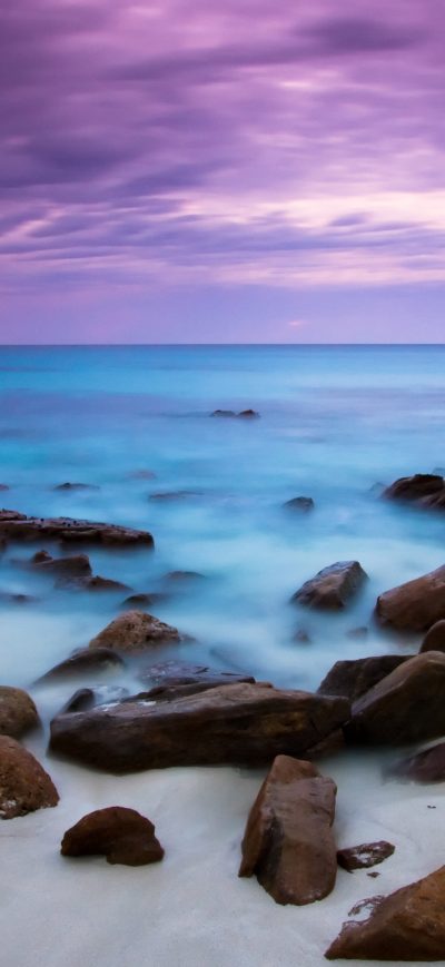 Fond d'écran iPhone Blue Sea and Purple Sky